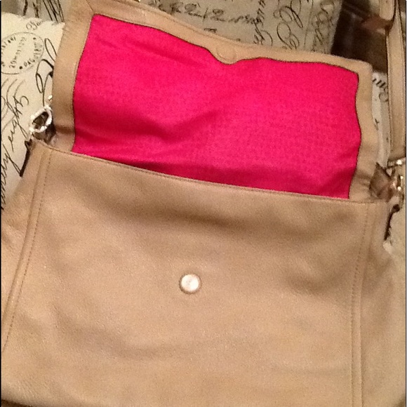 🎉Make reasonable offer! Kate Spade  purse - Picture 4 of 8